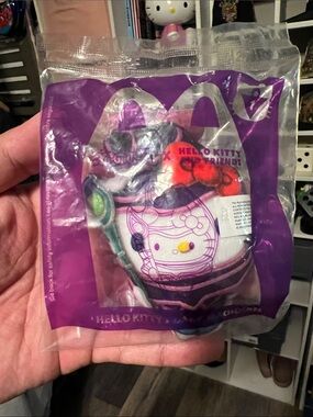 Hello Kitty YUGIOH McDonald’s Plush Keychain